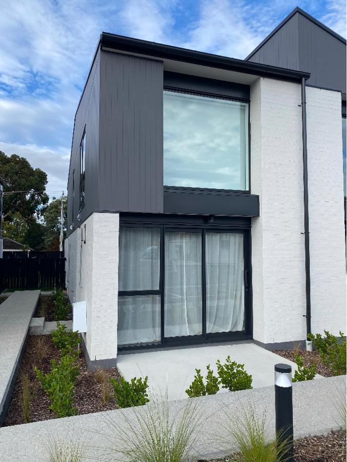 Relaxing Getaway Apartment Albert Town Exterior photo
